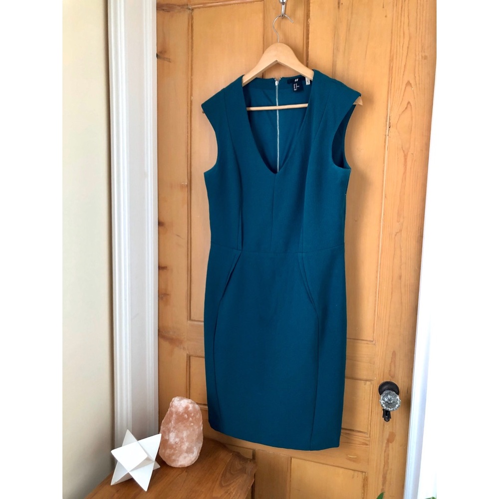 H&M V-Neck Blue-Green Cocktail Dress